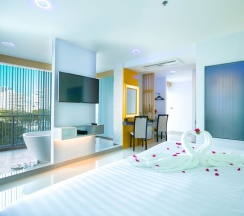 Номер Deluxe с балконом в The Forest Hotel Pattaya