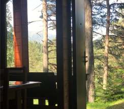 Шале 3. Четырехместный номер комфорт с видом на горы в Белый волк