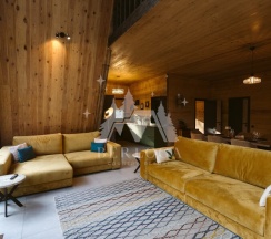Дом с купелью и сауной (до 10 гостей) АТЛАНТ в Berloga Country Resort