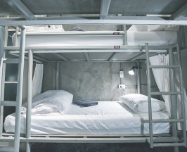 Четырёхместный номер Standard в 2W Bed & Breakfast Bangkok