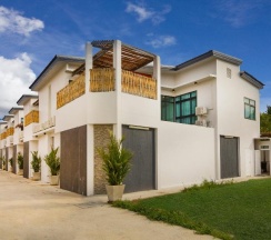 Вилла с 3 комнатами с балконом в Tropicana Pool Villa