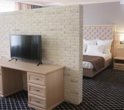 Джуниор сьюит в Априори