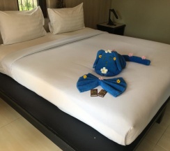 Двухместное бунгало Air-Con с видом на сад двуспальная кровать в Kaibae Beach Resort