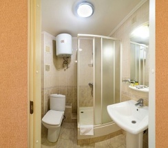 Двухместный полулюкс двуспальная кровать в Рубин