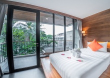 Трёхместный номер Standard в J4 Hotel Samui