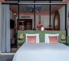 Креативный люкс с двуспальной кроватью в Vasilievsky hotel