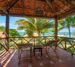 Бунгало Deluxe с видом на море в Blue Sea Resort