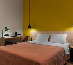 Небольшой двухместный номер без окна в Покровка 6