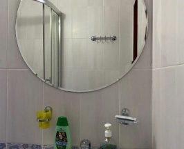 Люкс с кроватью размера queen-size и диваном в Карс