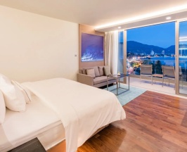 Двухместный номер Ocean Comfy двуспальная кровать в Oceanfront Beach Resort
