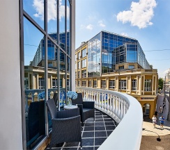 Делюкс с балконом в The Rooms Boutique Hotel