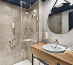 Трёхместный номер Comfort в H2 Hotel München Olympiapark