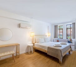 Двухместная семейная студия двуспальная кровать в Audo Studio Hotel