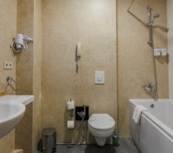 Senior Suite в Central City
