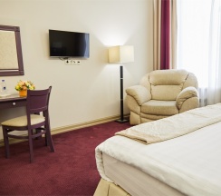Полулюкс: Семейный комфорт с мини-кухней в The Bridge hotel