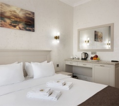 Комфорт с балконом в Cascade Resort by Stellar Hotels