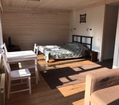 Номер комфорт (мансарда) в Альпийский двор