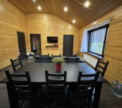 Коттедж для 9 человек в Holiday house