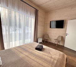 Коттедж с красивым видом из окна в Igora _Family _House