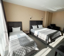 3-местный номер улучшенный в Grand sapphire hotel