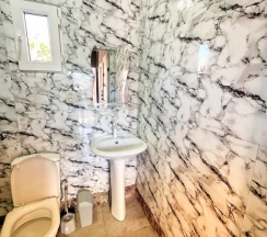 Бунгало с 2 комнатами с балконом и рядом с пляжем в У моря