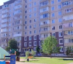 Апартаменты с 2 комнатами с красивым видом из окна в Яр дом