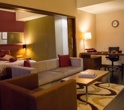 Апартаменты стандарт с 1 двуспальной кроватью в Юрибей