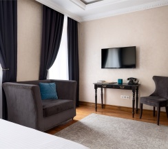 Двухместный Delux с балконом в Резиденция Булгакова