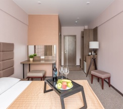 Двухместный номер Делюкс с 1 кроватью в Myhotel
