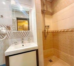 Первая категория-одноместный номер в Олимпия