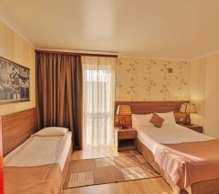 Трёхместный номер без балкона в Лорис