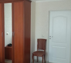 Номер полулюкс с 1 двуспальной кроватью в Оптималь