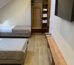 Трехместный стандарт без балкона в Фламинго