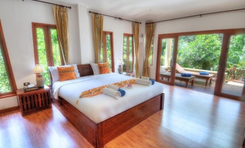 Двухместное бунгало с видом на сад двуспальная кровать в Khanom Hill Resort