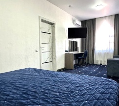 2 комн Executive suite 6 мест в 7 небо