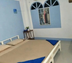 Номер Standard в Khok Chang Building