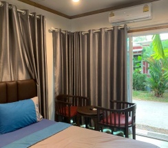Бунгало Standard в Rayonghouse Resort
