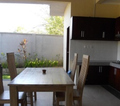 Вилла с 2 комнатами в Avisara Villa & Guest House