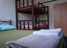 Семейный люкс в OYO 730 Meedee Hostel