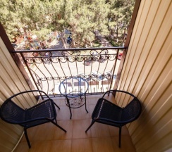 3-местный номер полулюкс в Престиж