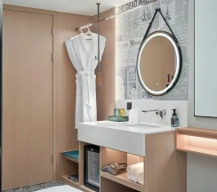 Двухместный номер Deluxe (двуспальная кровать) в Lan Wan International Hotel