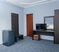 Бизнес-Стандарт (Двухместный с балконом) в Альмира By Orion Hotels