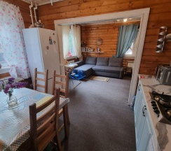 Дом у камня в Black fox