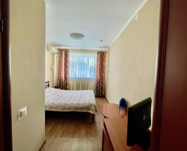 Двухместный номер стандарт с 1 двуспальной кроватью в Pit-stop