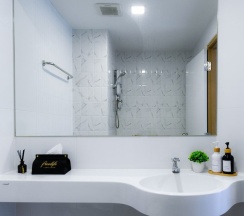 Номер Deluxe в You Hotel