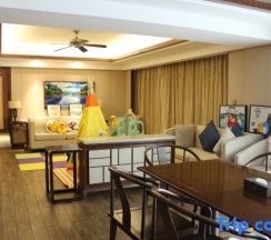 Семейный люкс с 3 комнатами с видом на море в Jinghai Hotel & Resort