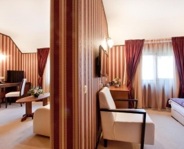 Люкс Deluxe в Best Western Plus Bristol Hotel