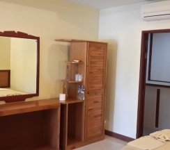 Номер Superior с балконом в Rattana Guesthouse & Bungalow