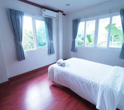 Вилла с 4 комнатами в Kamalar Palace Longstay house