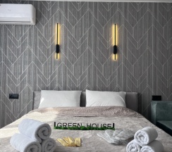 Апартаменты с балконом и с красивым видом из окна в Skazka Green House